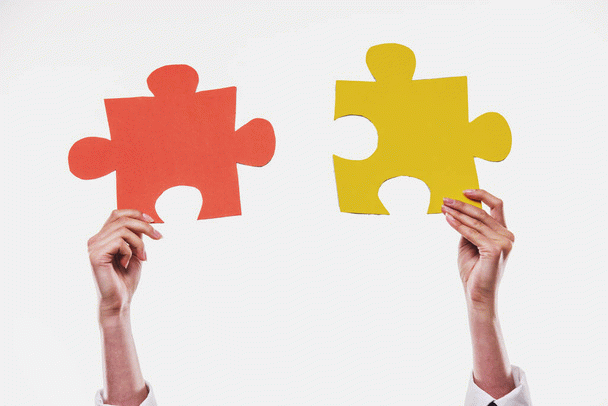 انتخاب اسم با حروف ابجد: خلاصه‌ای از تجربه‌های نی‌نی‌سایتی‌ها